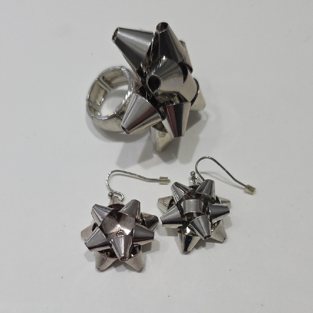 Bow Earring and Ring Set Silver-Tone